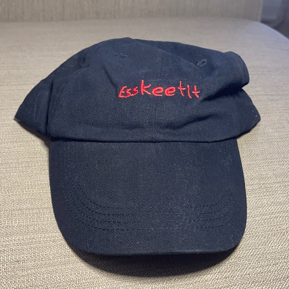 Black Embroidered ESSKEETIT dad hat
